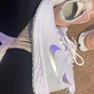 Nike running white tennis shoes size 8